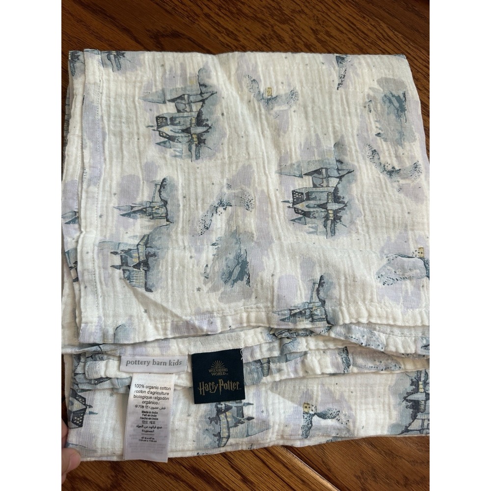 Pottery Barn Kids Harry Potter Hogwarts Organic Muslin Swaddle Blanket 47x47